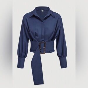 NWOT Aveloria Modichic Versatile Long-Sleeved Shirt with Belt size L Color Blue